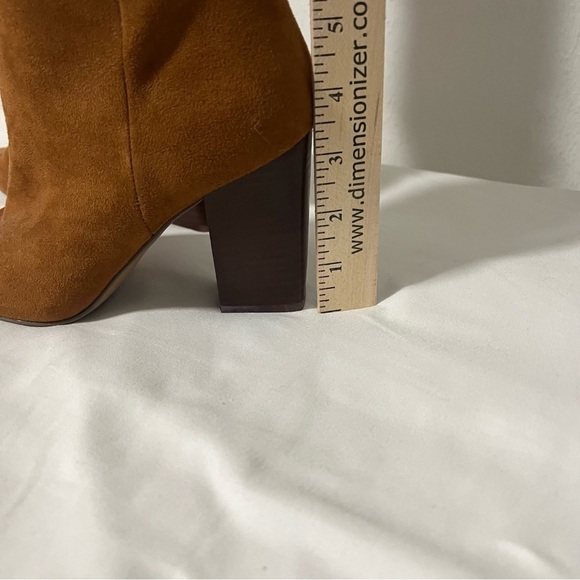 Steve Madden Women’s Size 5.5M Brown Heeled Boots with Slouchy Suede Design - Picture 4 of 10